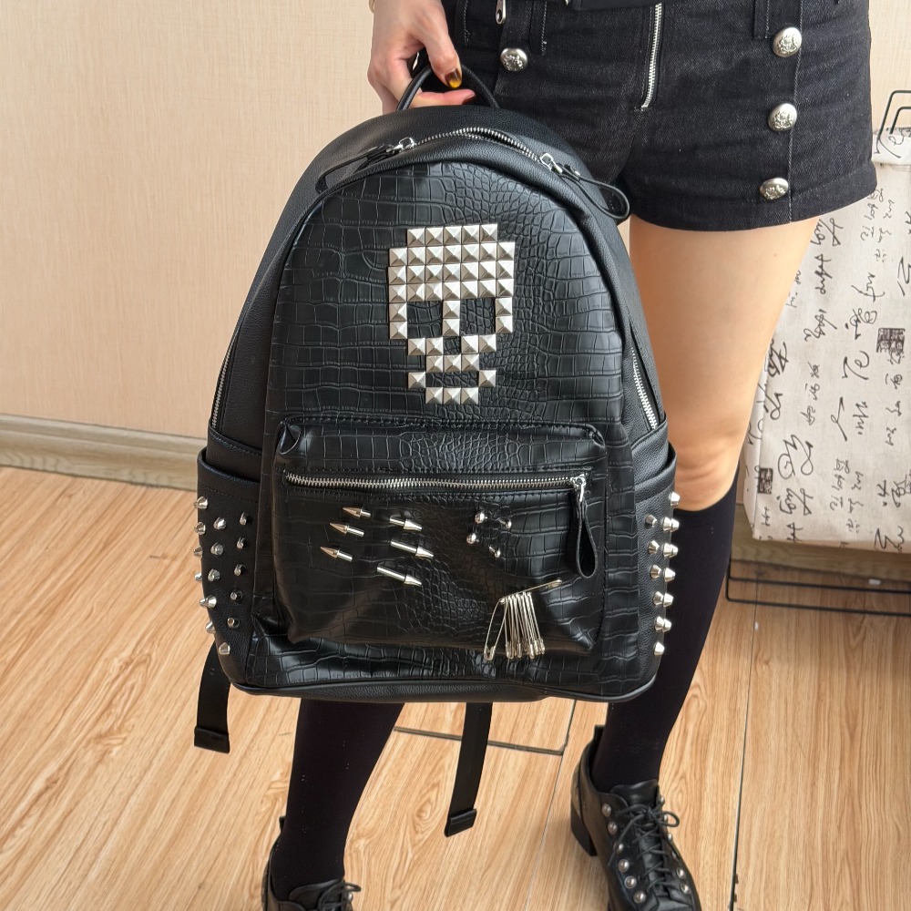 Mens Fashion Zip Up - Original Black Crocodile Pattern Skull Rivet